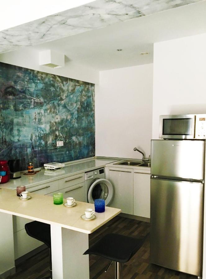Apartment Center Piraeus Location Kastella Passalimani Port Zewnętrze zdjęcie