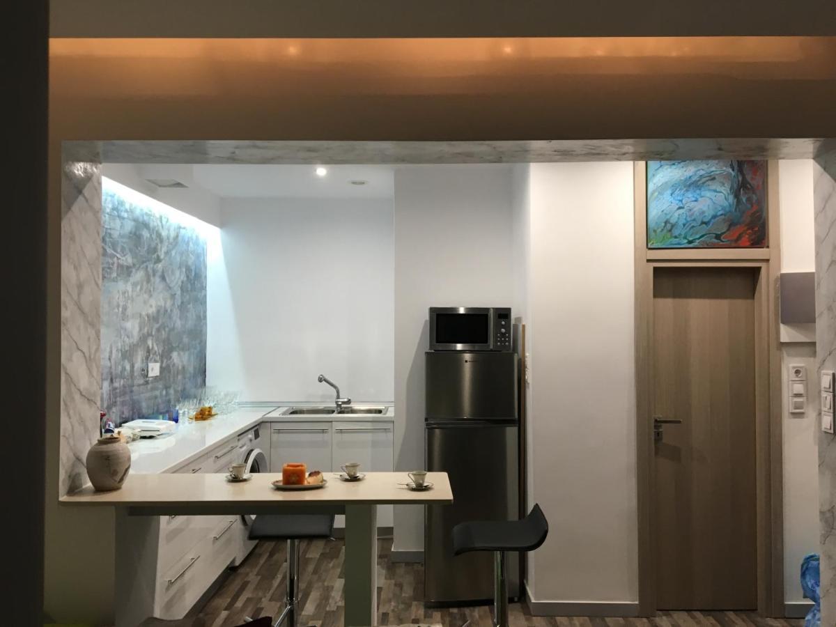 Apartment Center Piraeus Location Kastella Passalimani Port Zewnętrze zdjęcie