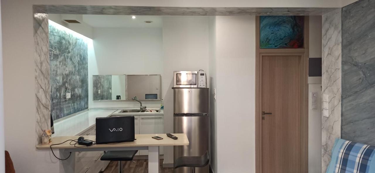 Apartment Center Piraeus Location Kastella Passalimani Port Zewnętrze zdjęcie