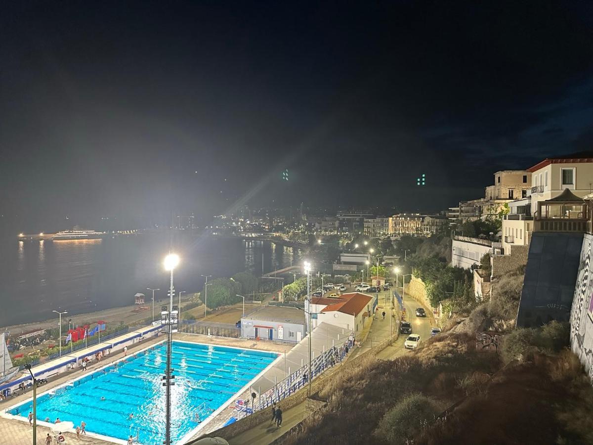 Apartment Center Piraeus Location Kastella Passalimani Port Zewnętrze zdjęcie